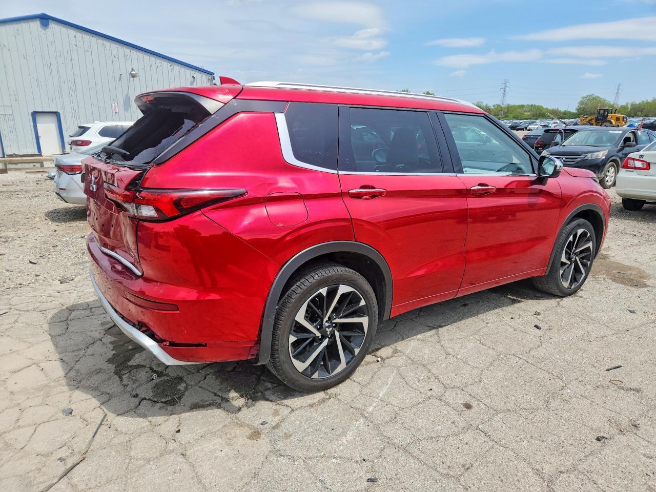 2023 Mitsubishi Outlander Sel - Фото 3