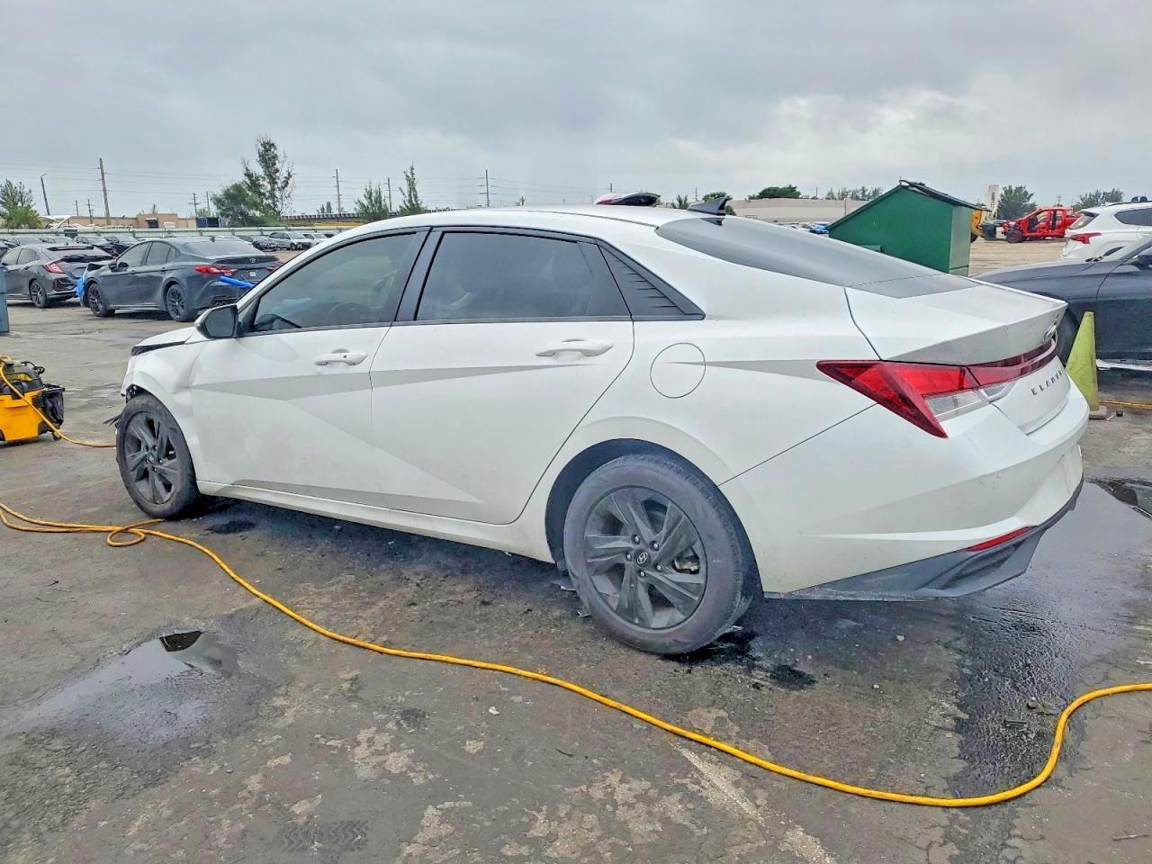 2022 Hyundai Elantra Sel - Фото 2