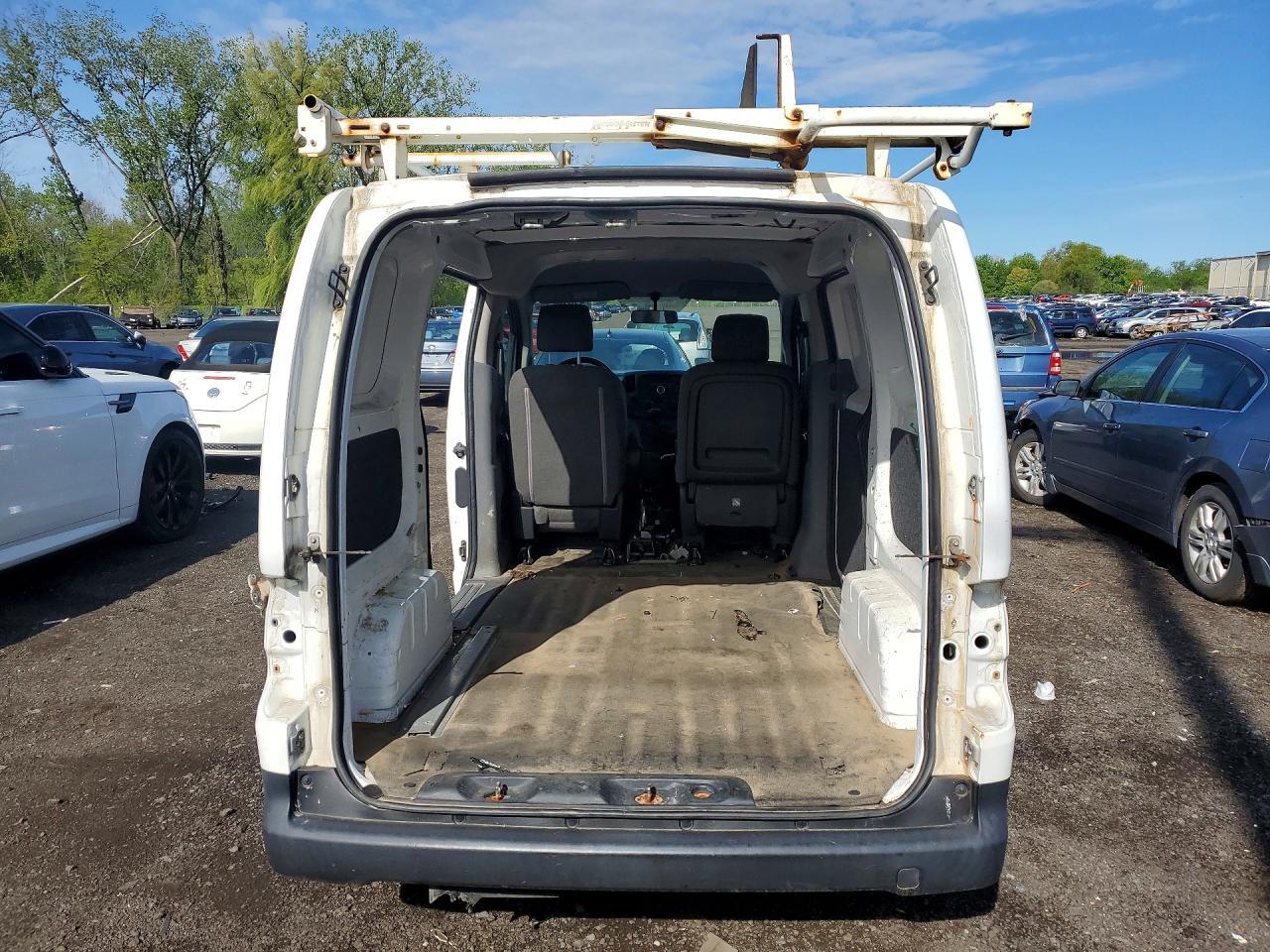2015 Nissan Nv200 S - Фото 6