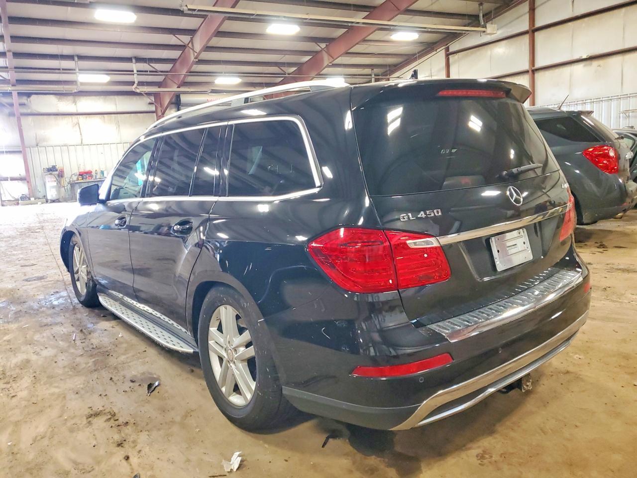 2013 Mercedes-Benz Gl 450 4Matic - Image 2