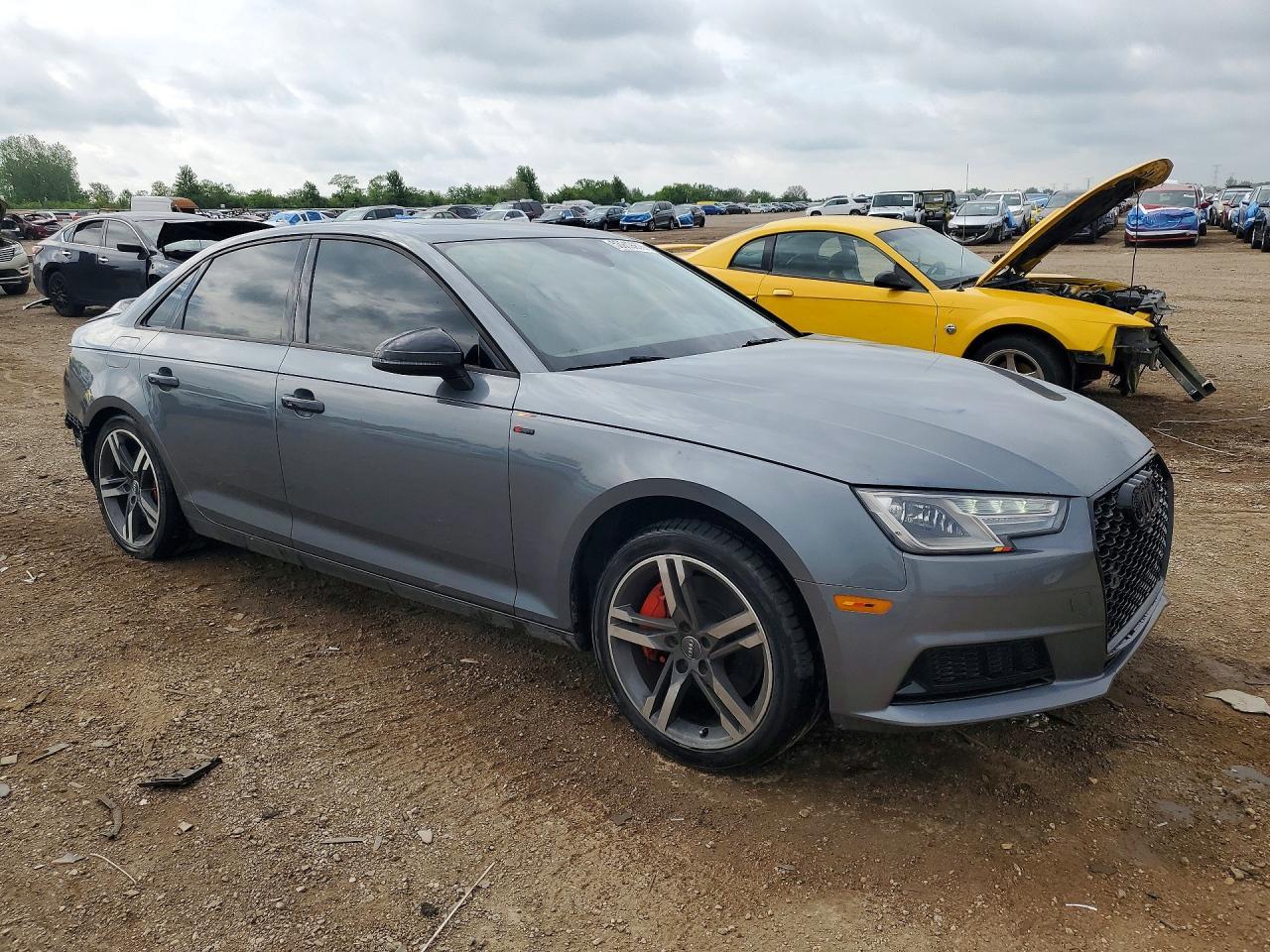 2017 Audi A4 Premium - Фото 4