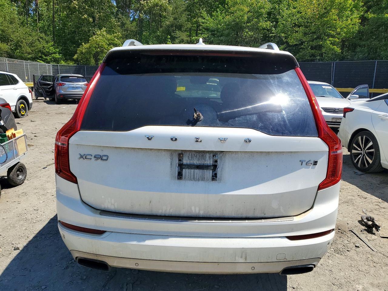 2017 Volvo Xc90 T6 - Image 6
