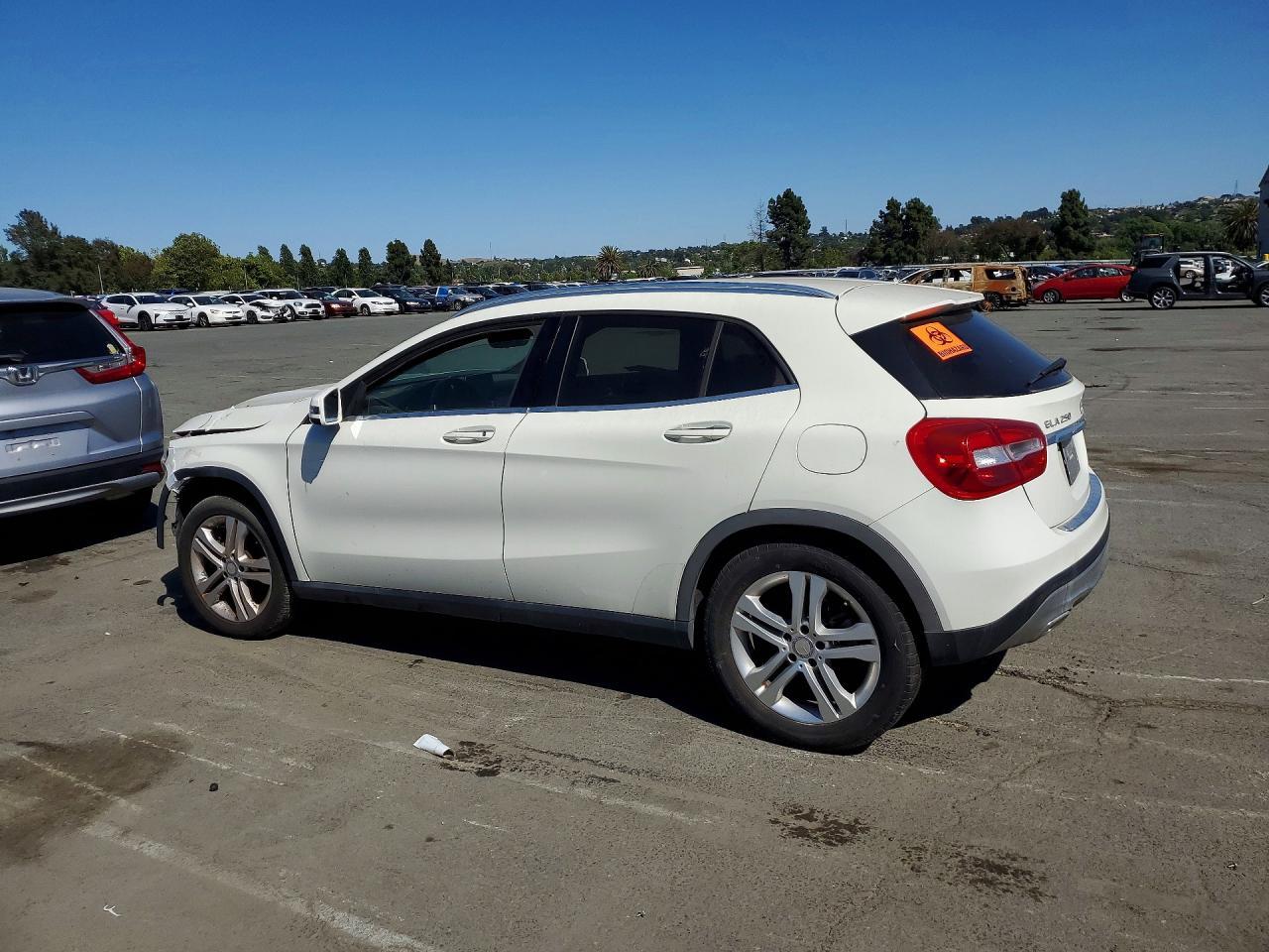 2016 Mercedes-Benz Gla 250 - Image 2