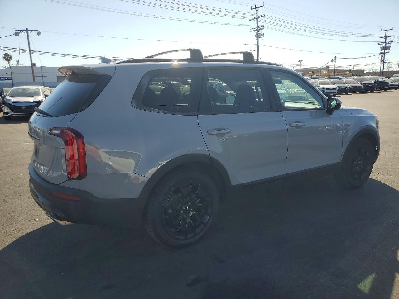 2022 Kia Telluride Sx - Фото 3
