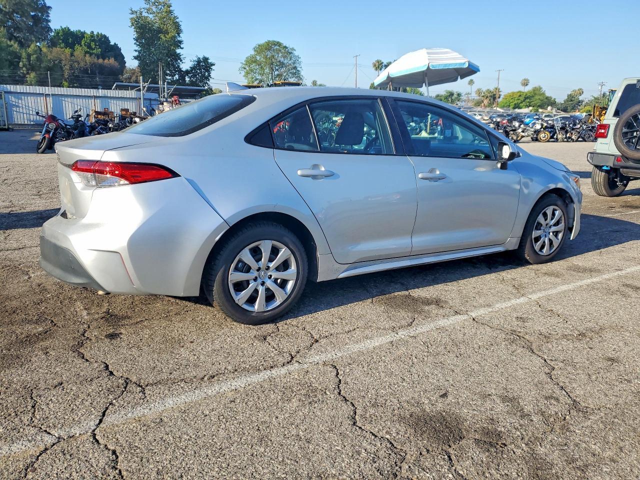 2025 Toyota Corolla Le - Image 3