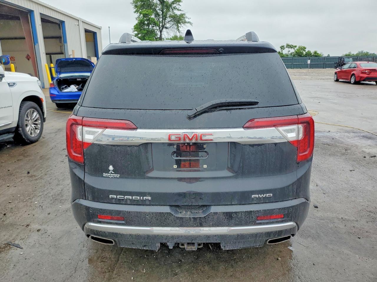 2023 GMC Acadia Denali - Фото 5