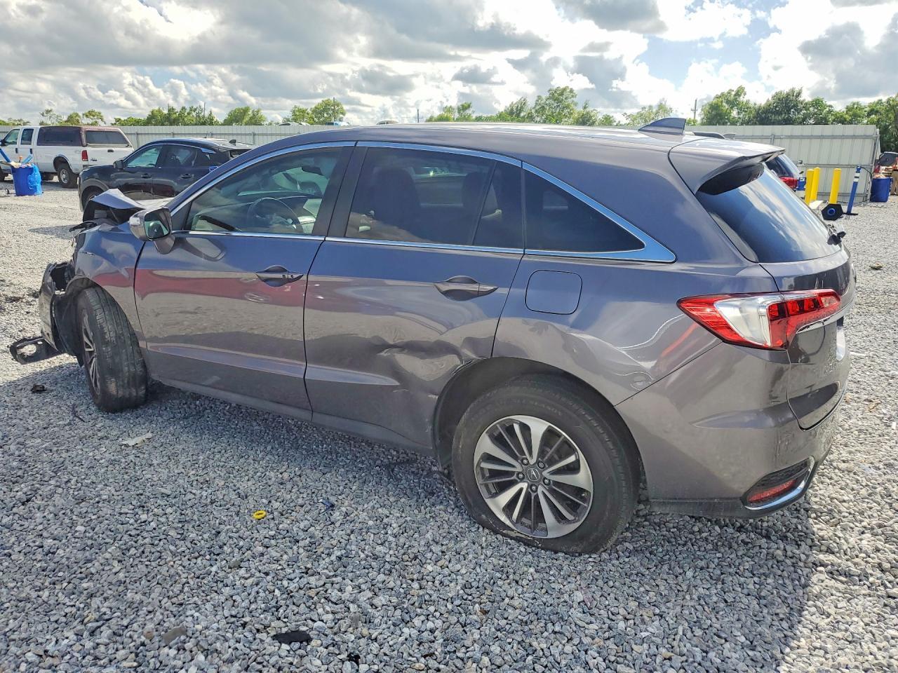 2017 Acura Rdx Advance - Image 2