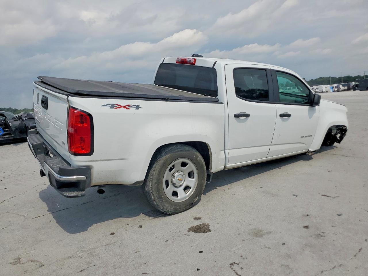 2022 Chevrolet Colorado - Image 3
