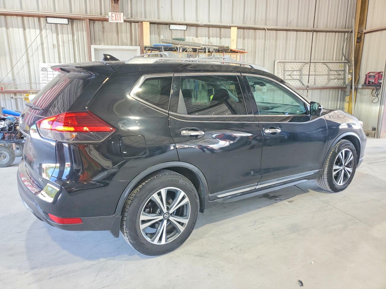 2017 Nissan Rogue S - Фото 3