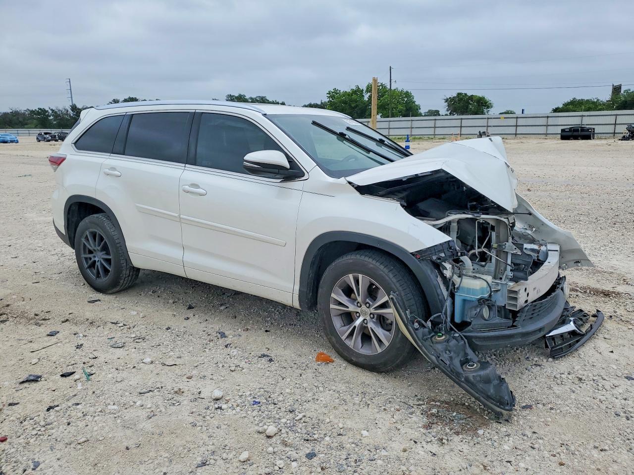 2015 Toyota Highlander Xle - Фото 4