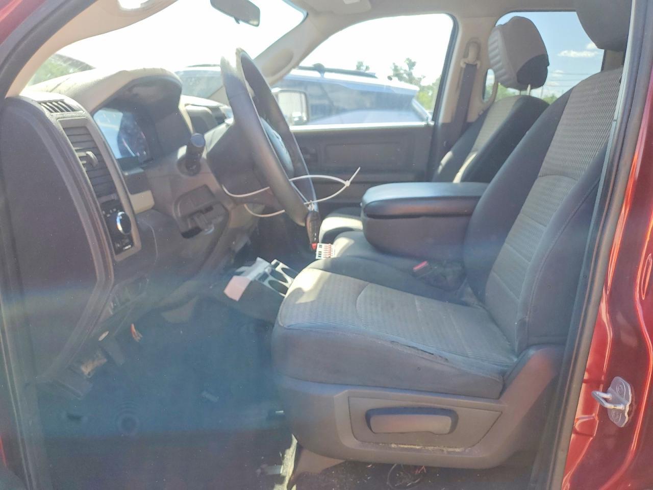 2012 Dodge Ram 1500 St - Фото 7