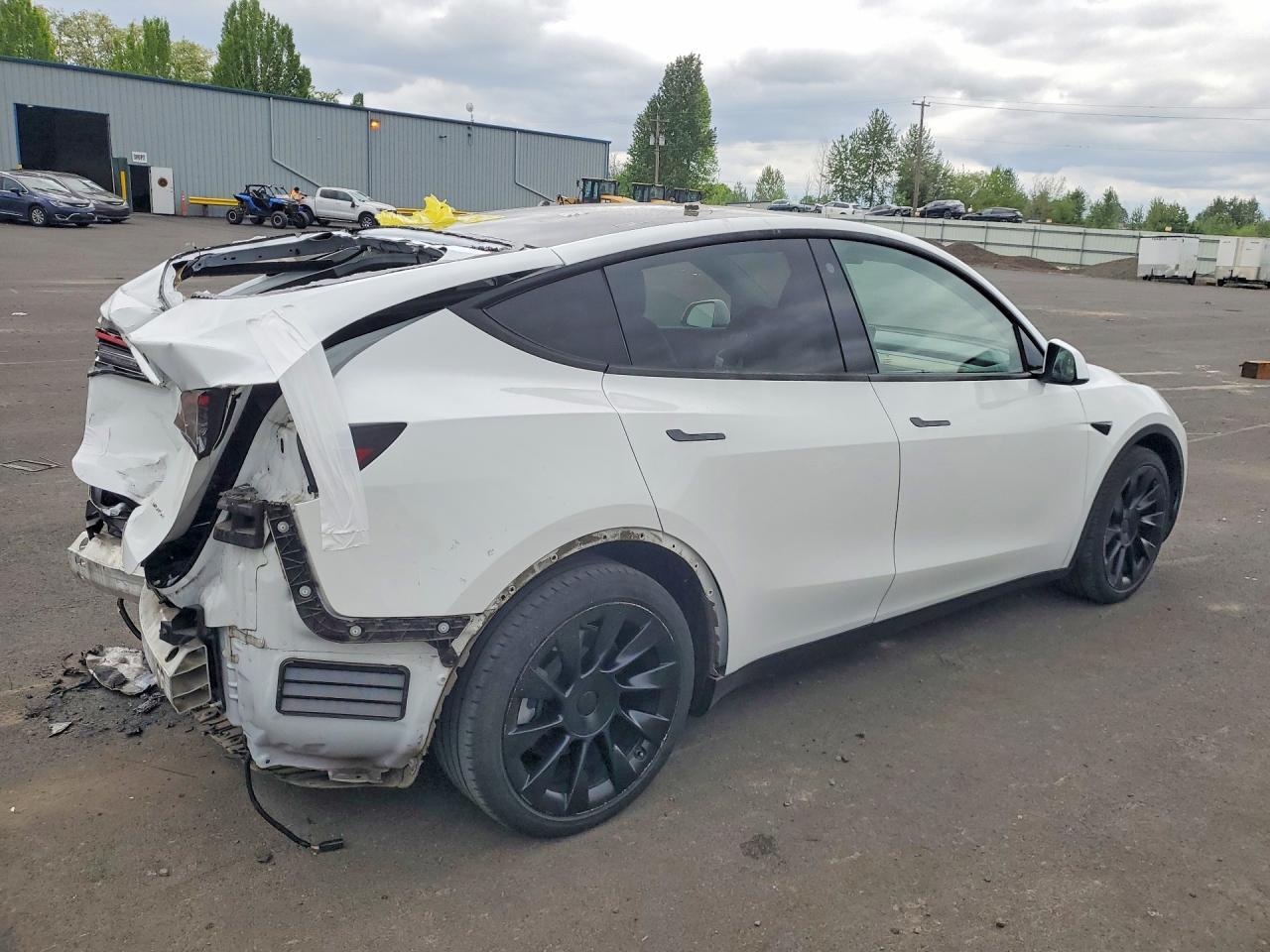 2021 Tesla Model Y - Фото 3