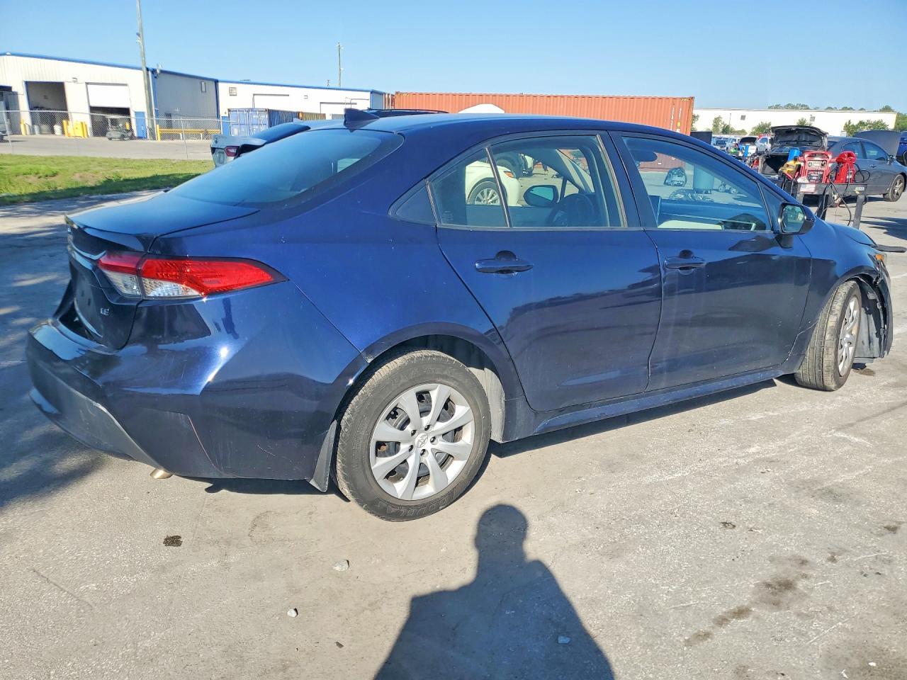 2020 Toyota Corolla Le - Фото 3