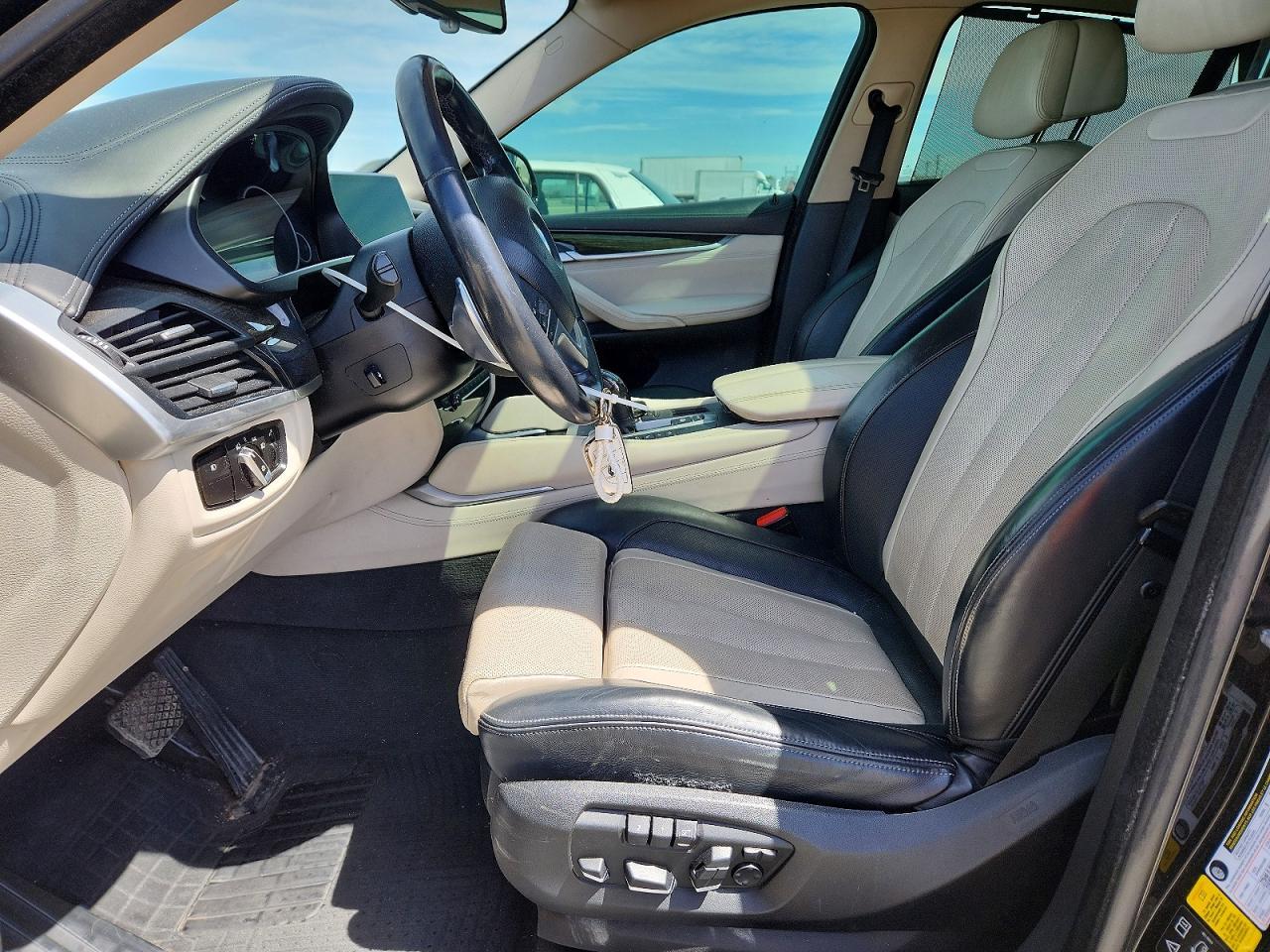 2015 BMW X6 xDrive50I - Фото 7