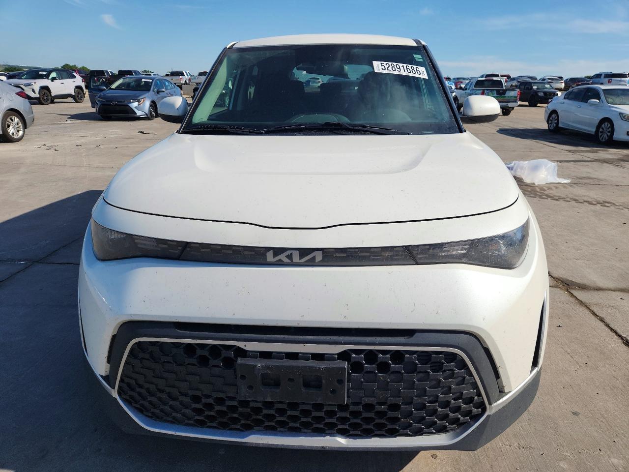 2023 Kia Soul Lx - Image 5