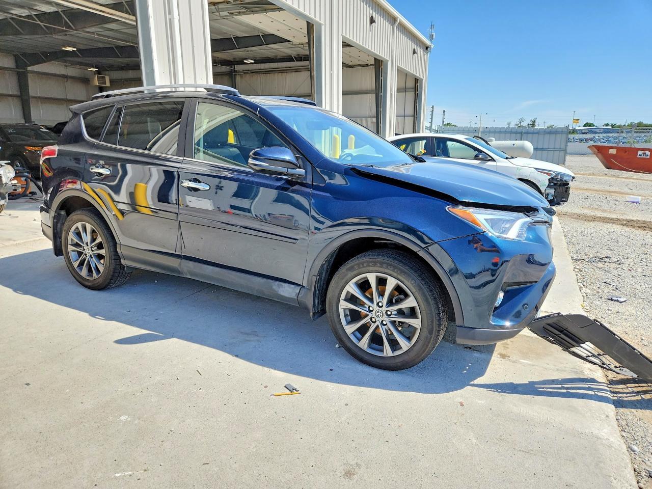 2017 Toyota Rav4 Limited - Фото 4