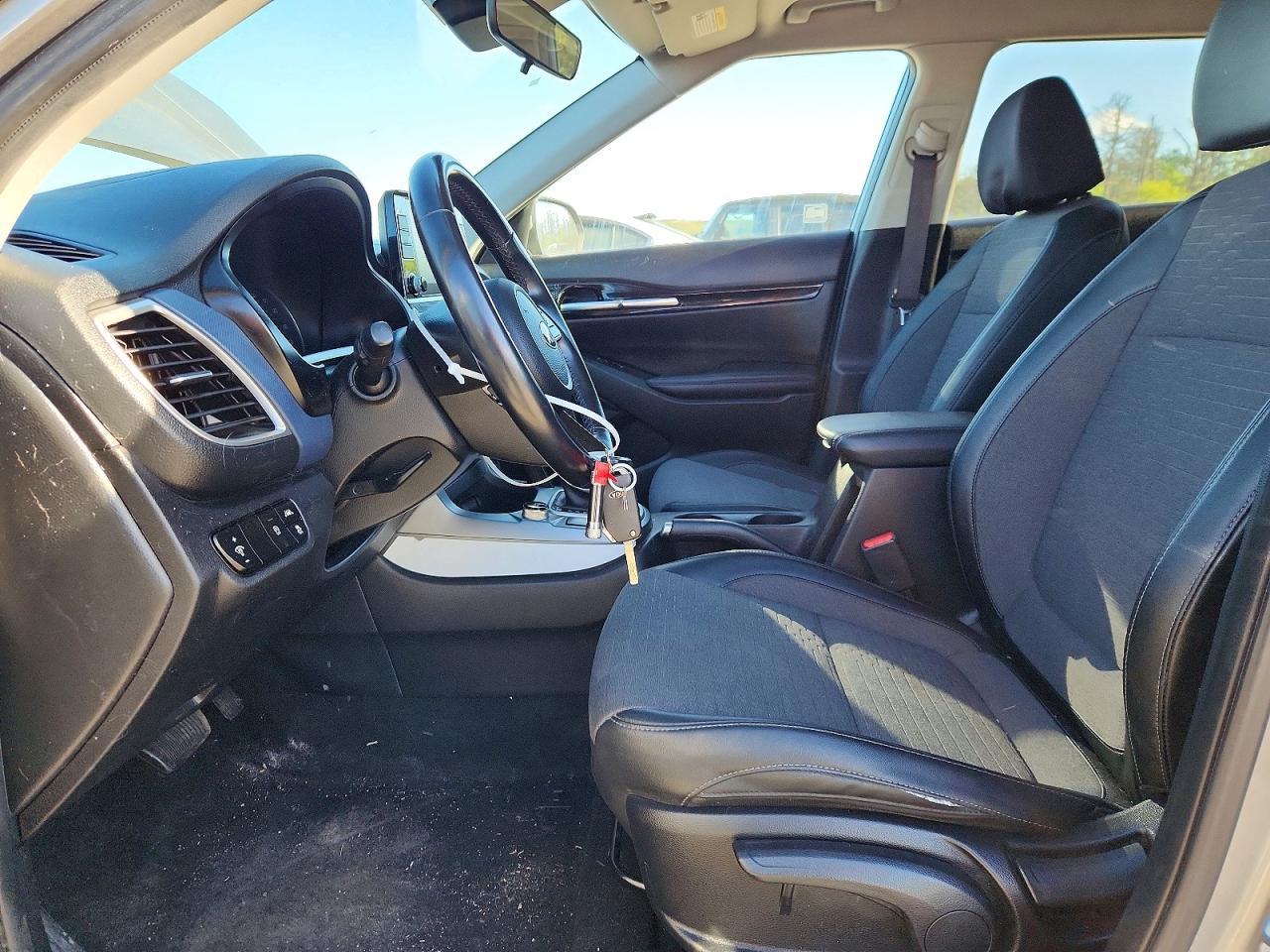 2021 Kia Seltos S - Фото 7