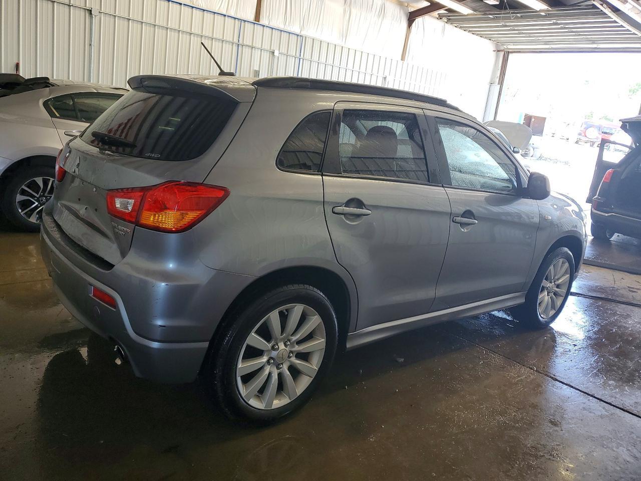 2011 Mitsubishi Outlander Sport Se - Фото 3