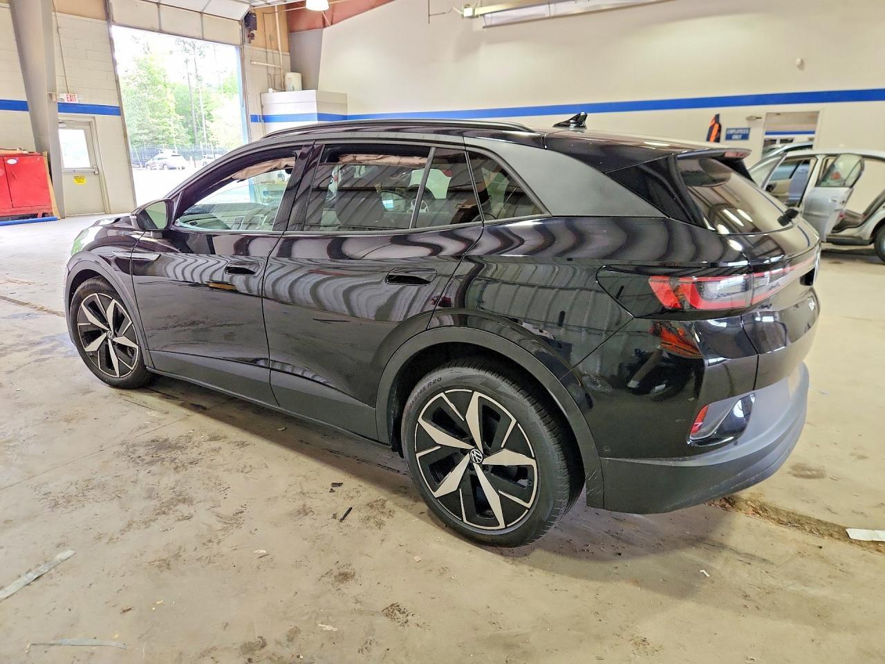 2023 Volkswagen Id.4 Pro S - Image 2