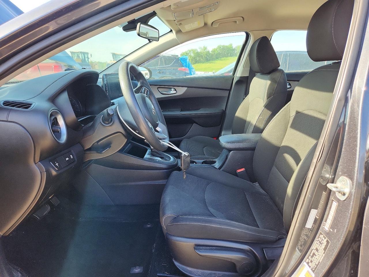 2019 Kia Forte Lxs - Image 7