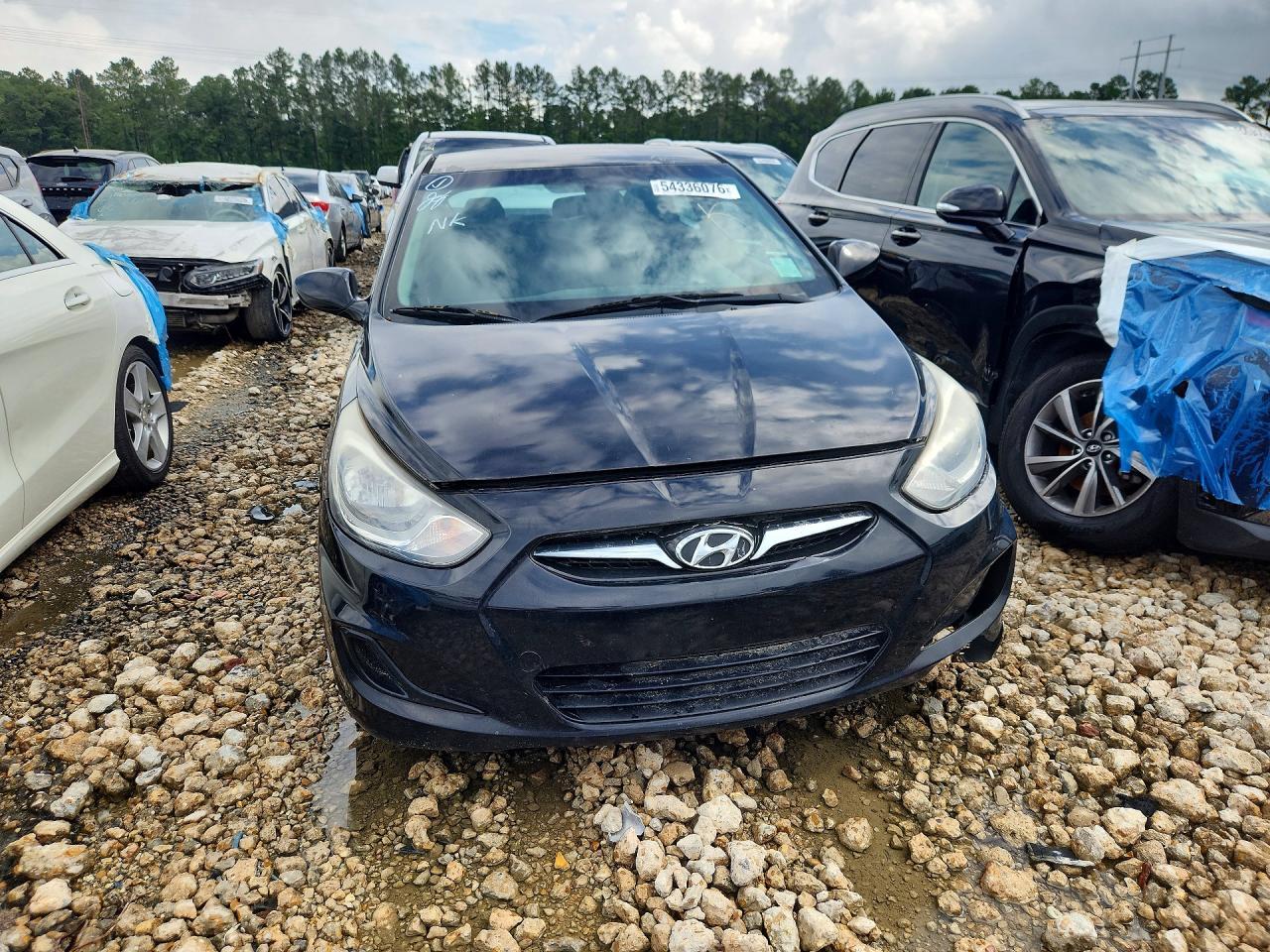 2013 Hyundai Accent Gls - Image 5