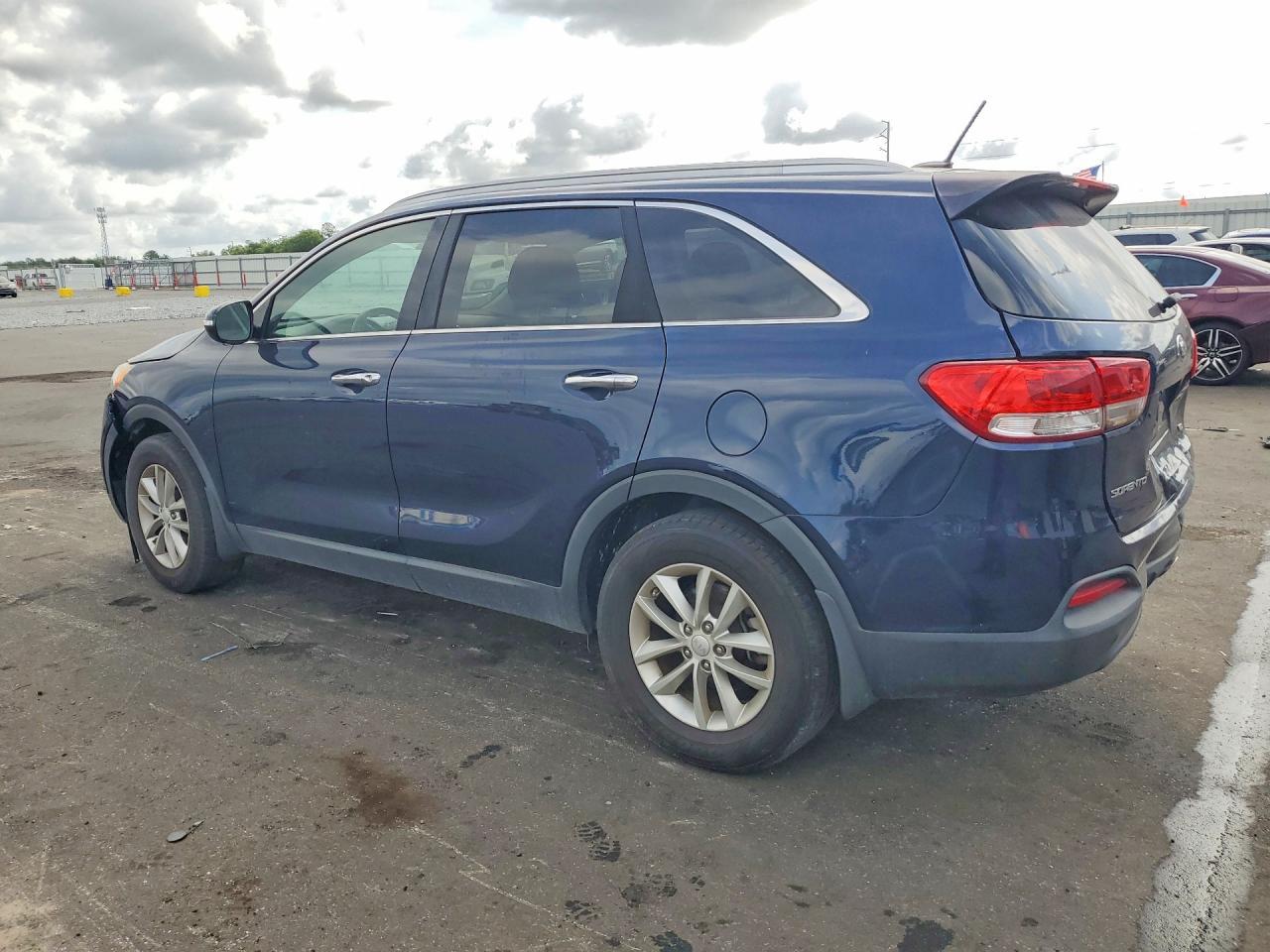 2016 Kia Sorento Lx - Фото 2