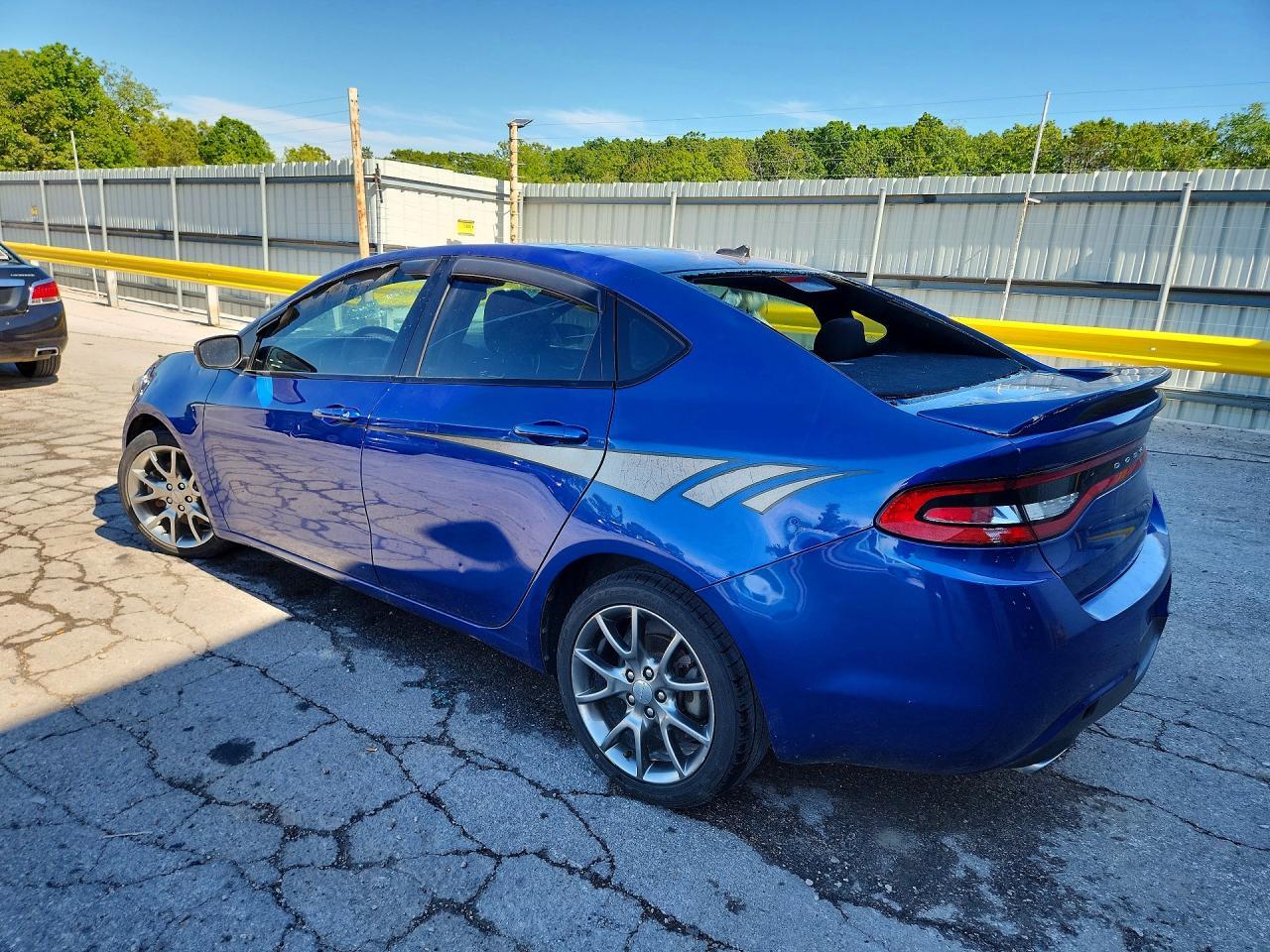 2014 Dodge Dart Sxt - Image 2