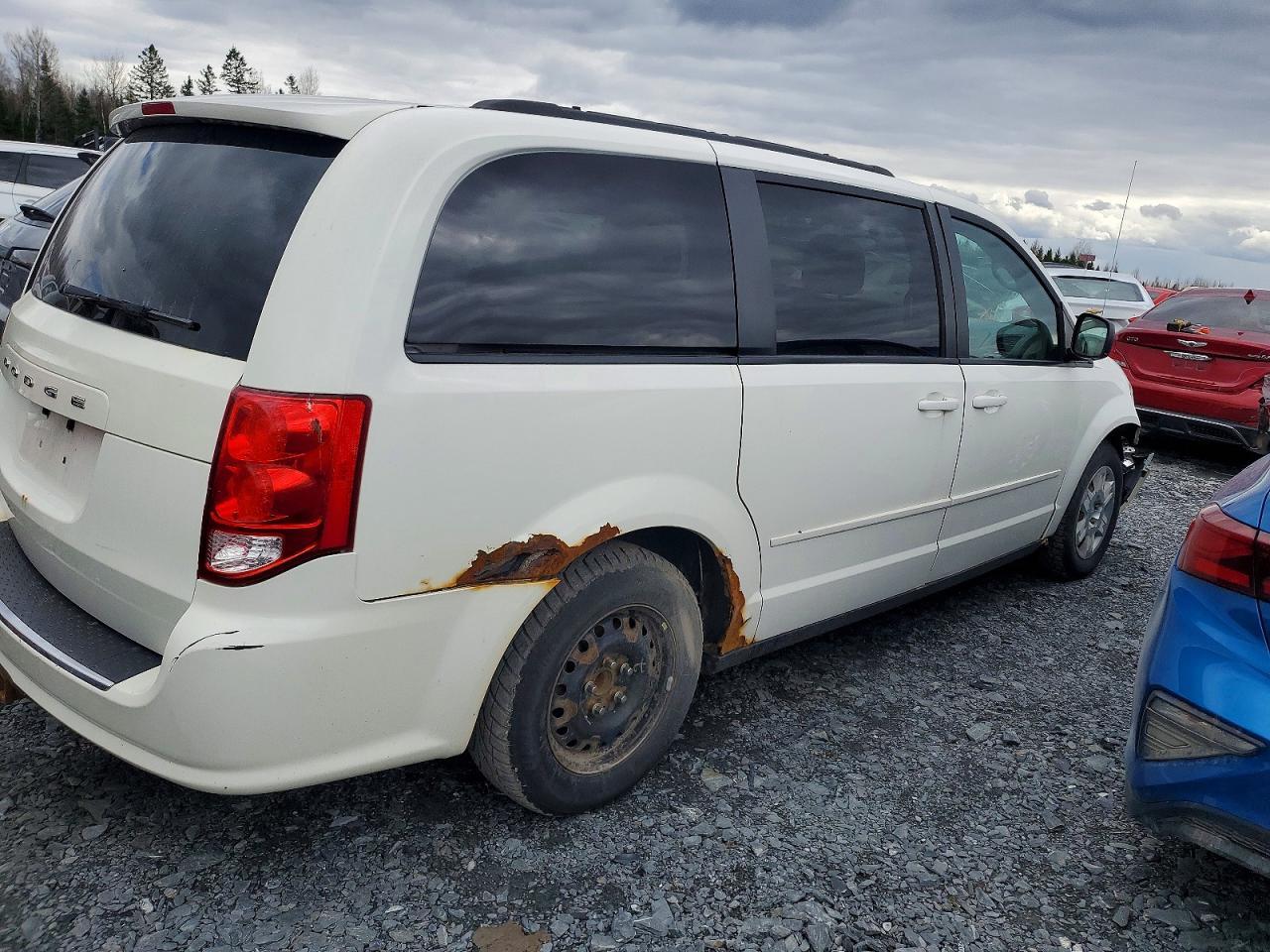 2013 Dodge Grand Caravan Se - Image 3