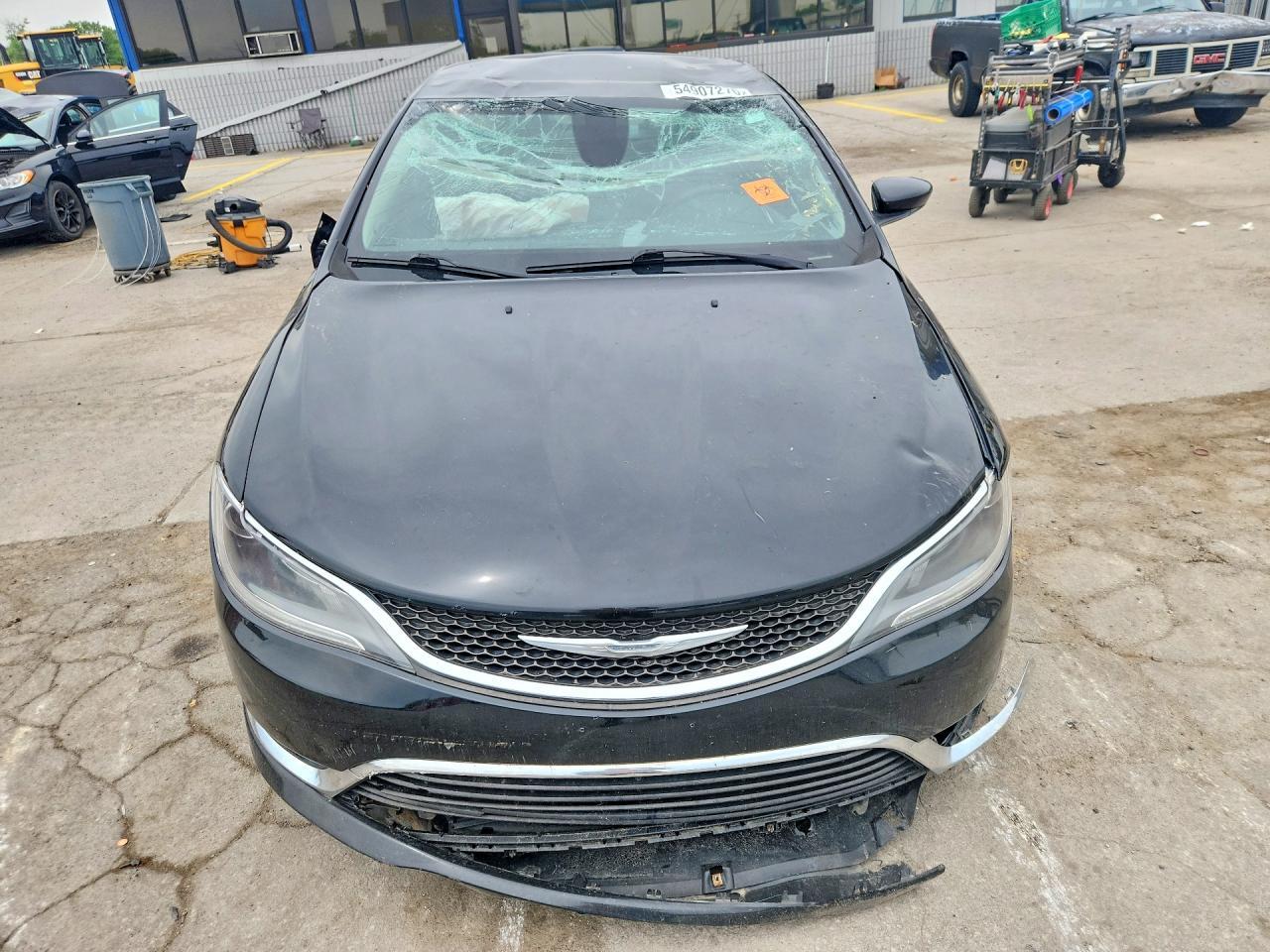 2015 Chrysler 200 Limited - Image 5