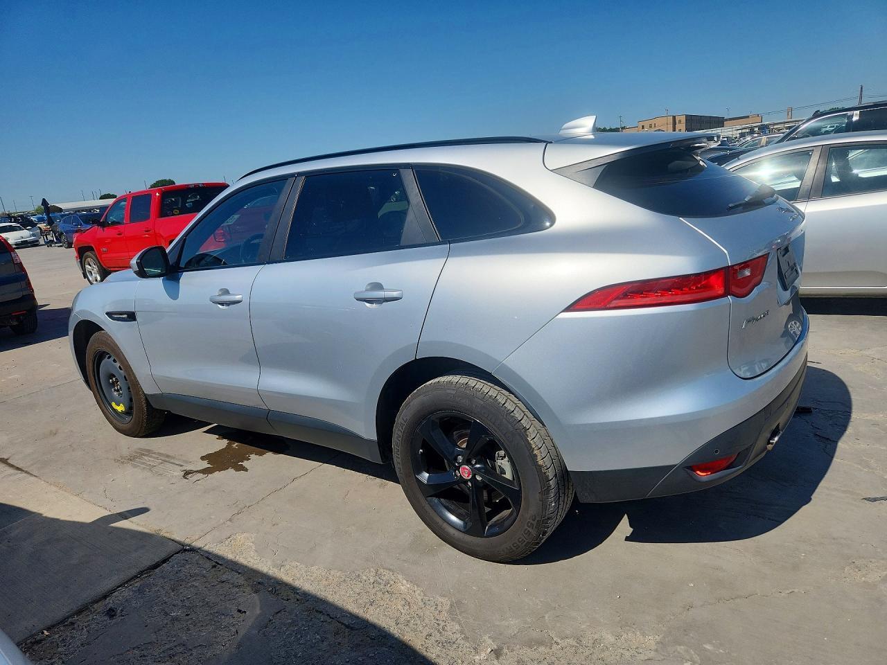 2018 Jaguar F-Pace - Image 2