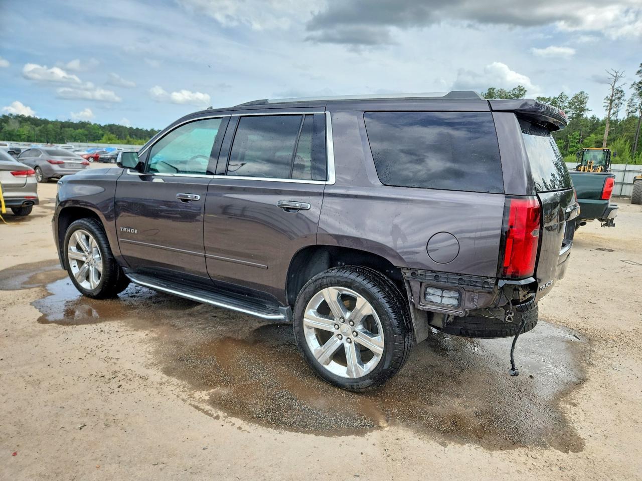 2018 Chevrolet Tahoe K1500 Premier - Image 2
