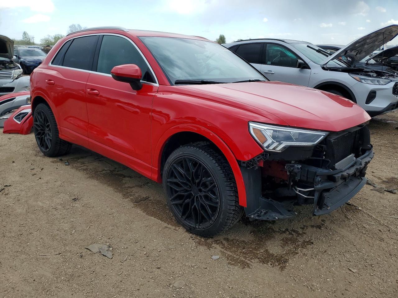 2019 Audi Q3 Premium Plus - Image 4