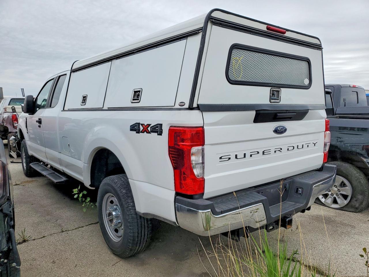2021 Ford F250 Super Duty - Фото 2