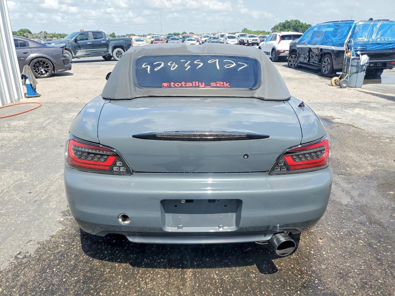 2001 Honda S2000 - Фото 6