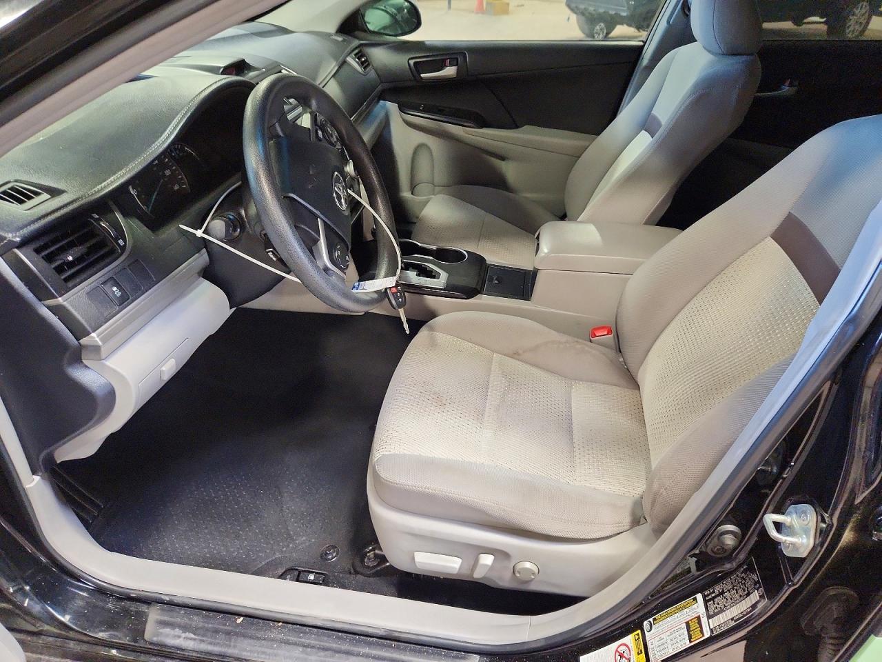 2013 Toyota Camry Le - Image 7