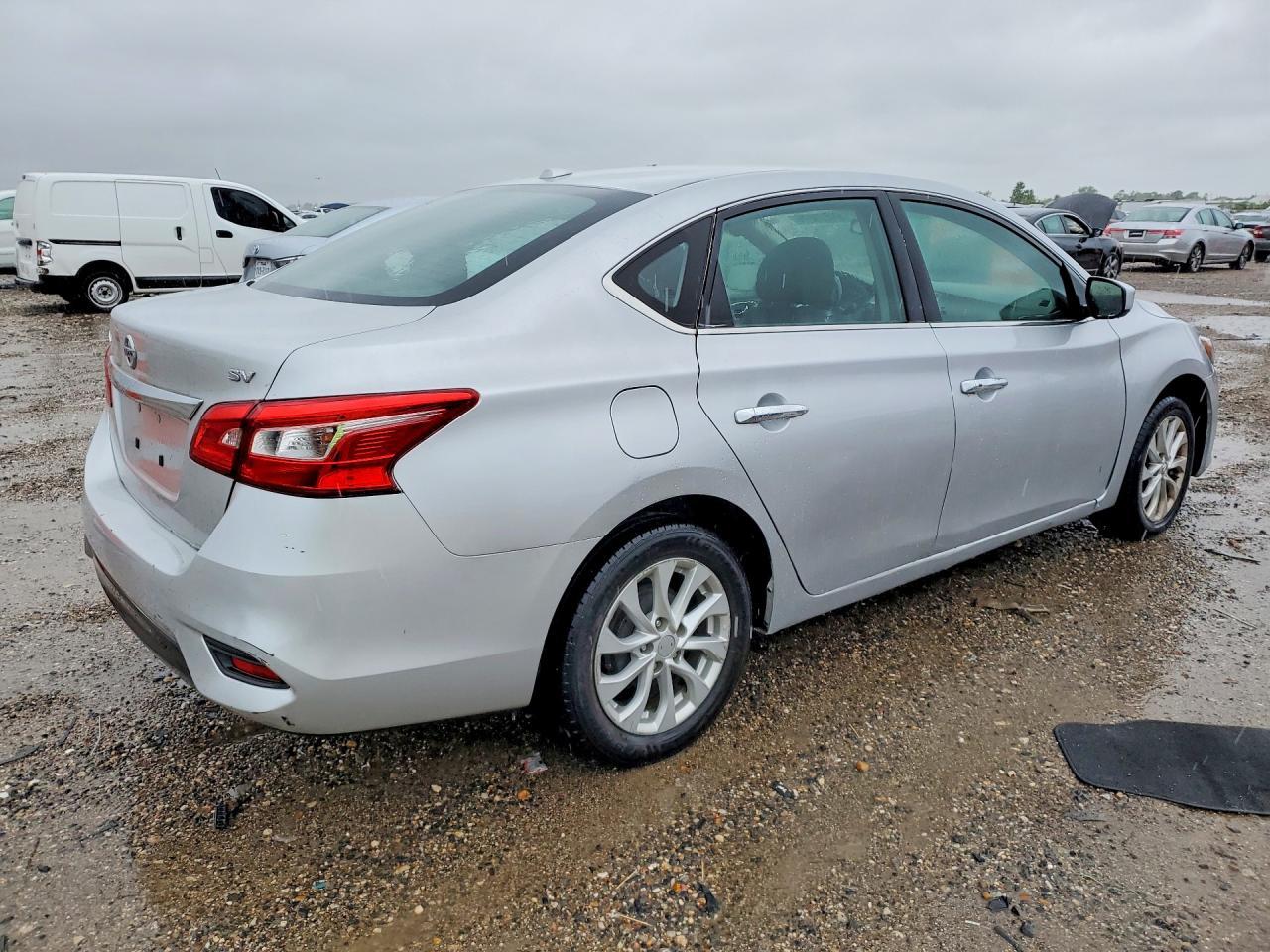 2019 Nissan Sentra Sv - Image 3