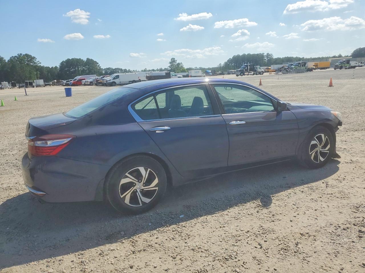 2017 Honda Accord Lx - Фото 3