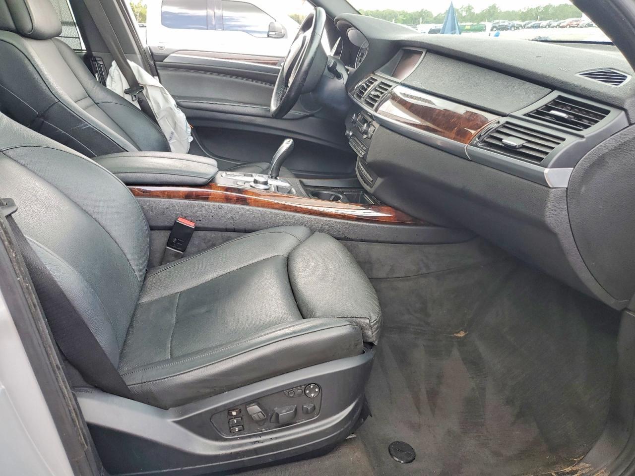 2008 BMW X5 4.8I - Фото 7