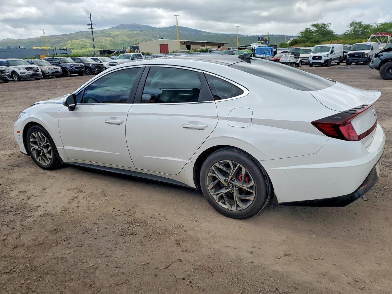 2023 Hyundai Sonata Sel - Фото 2