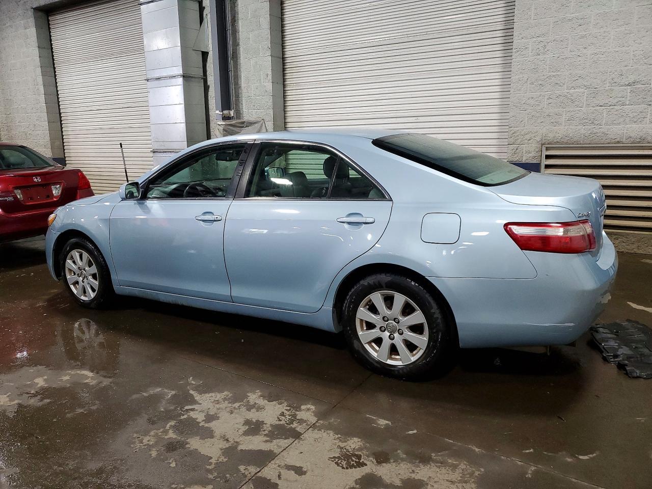 2007 Toyota Camry Xle V6 - Image 2