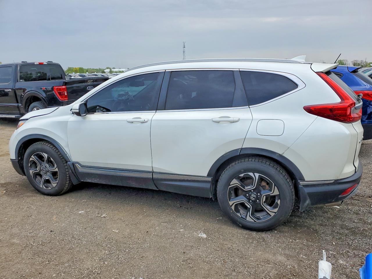 2017 Honda Cr-V Touring - Фото 2