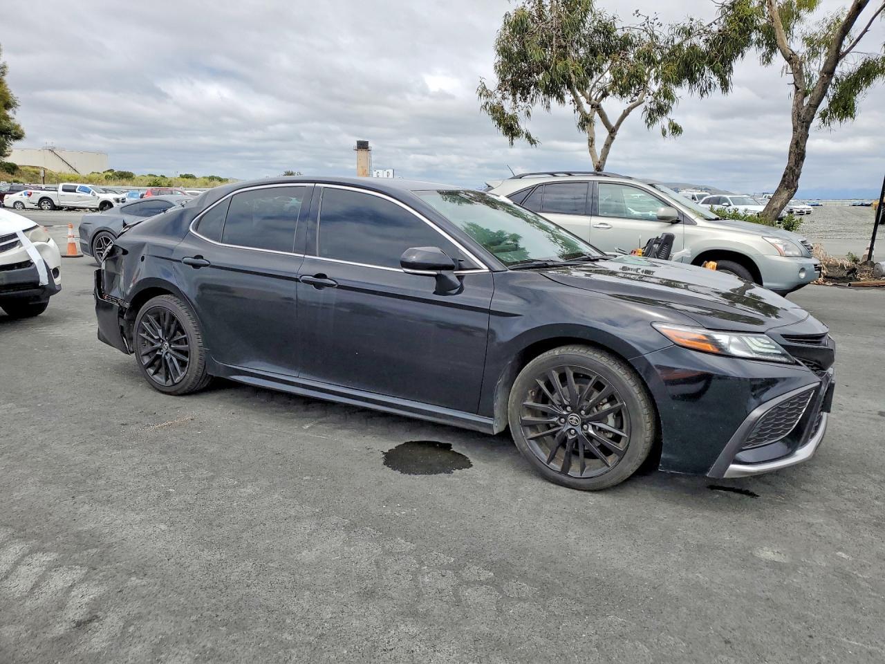 2022 Toyota Camry Xse - Фото 4