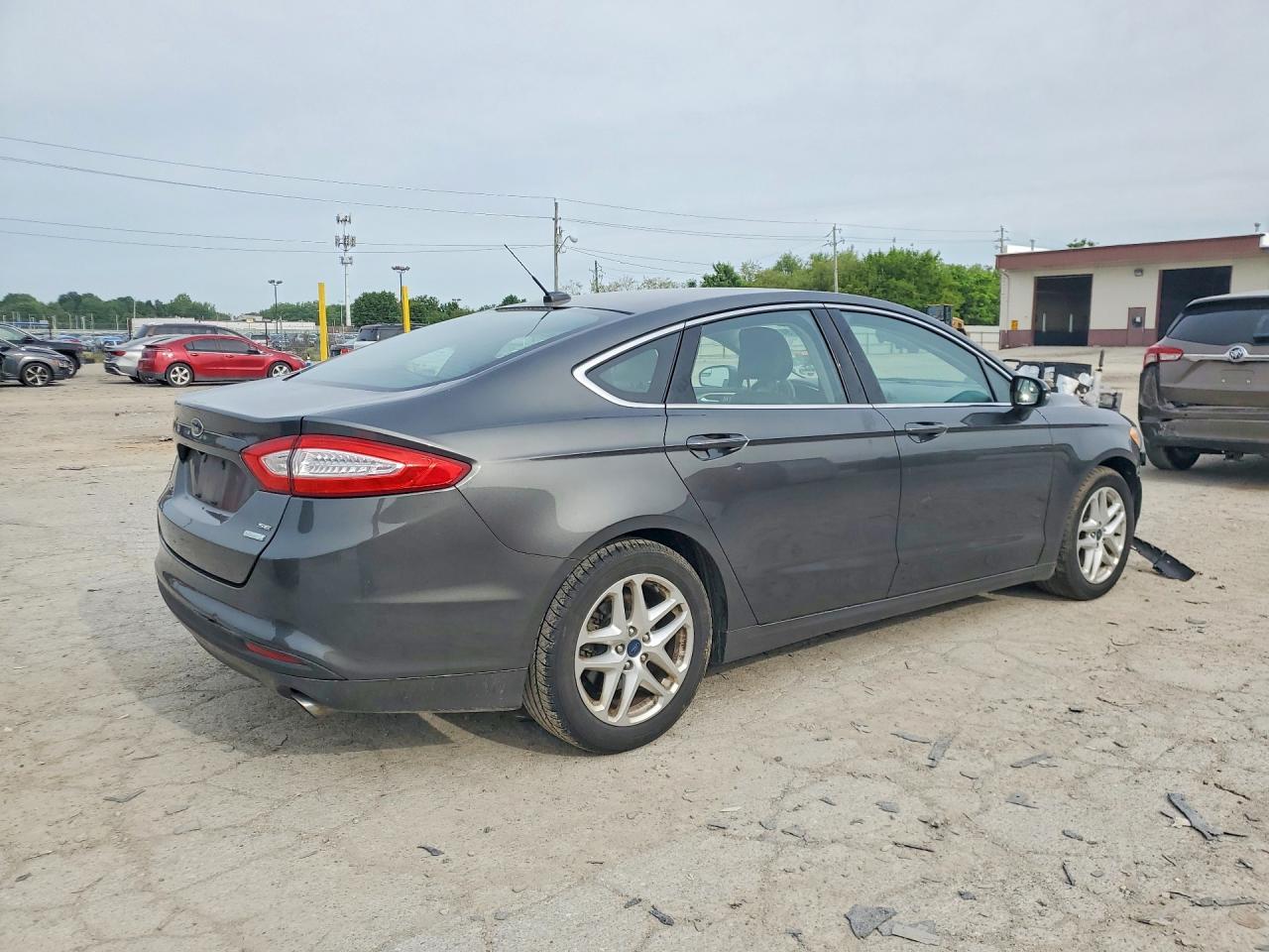 2016 Ford Fusion Se - Фото 3