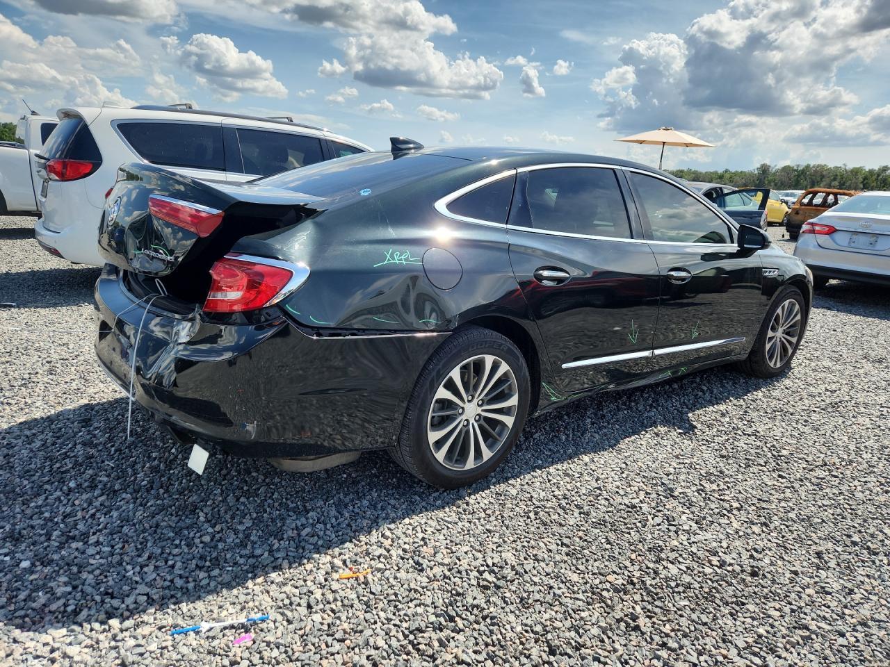 2017 Buick Lacrosse Essence - Фото 3