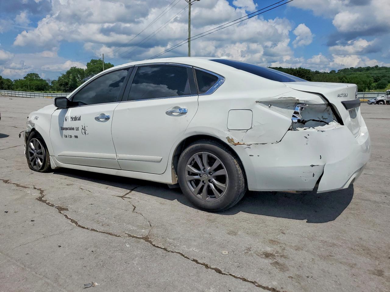 2015 Nissan Altima 2.5 S - Фото 2