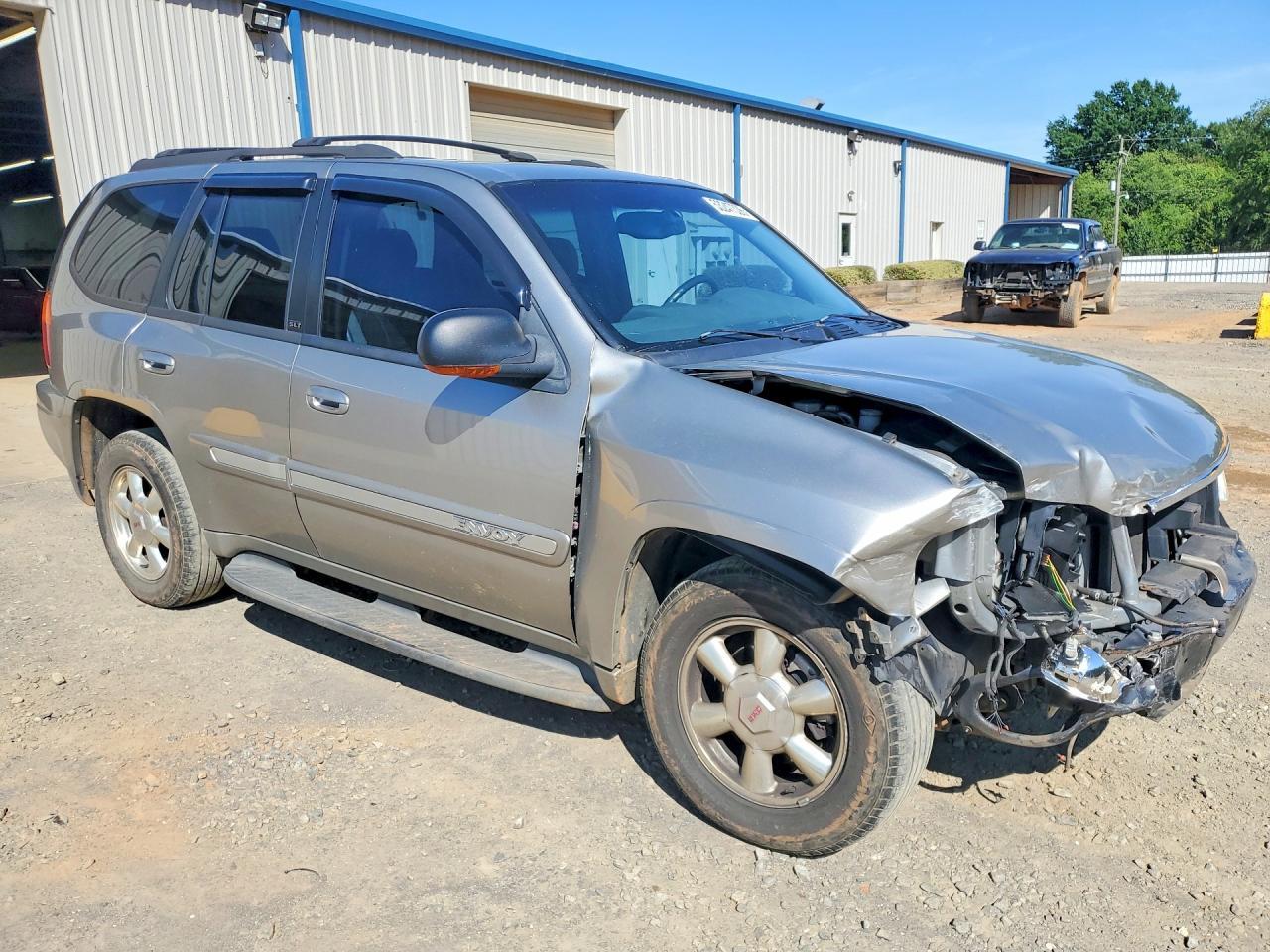 2002 GMC Envoy - Image 4