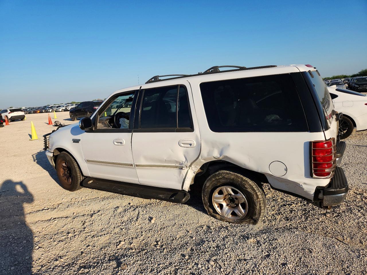 1998 Ford Expedition - Image 2