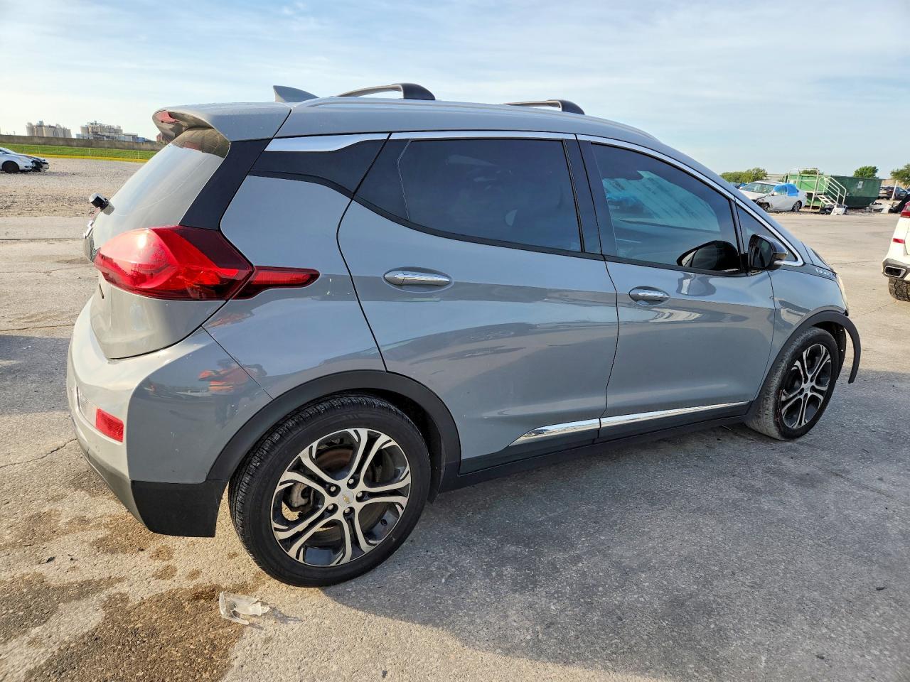 2021 Chevrolet Bolt Ev Premier - Image 3