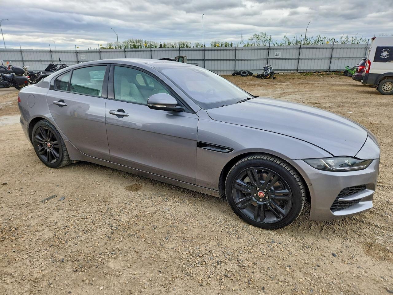 2020 Jaguar Xe Landmark - Image 4