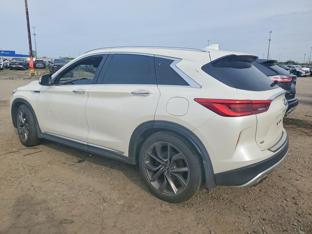 2019 Infiniti Qx50 Pure - Image 2